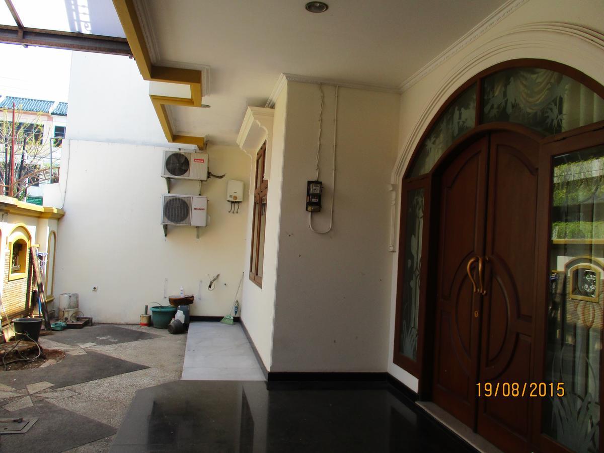 The Backpacker Semarang Hostel Ngoại thất bức ảnh
