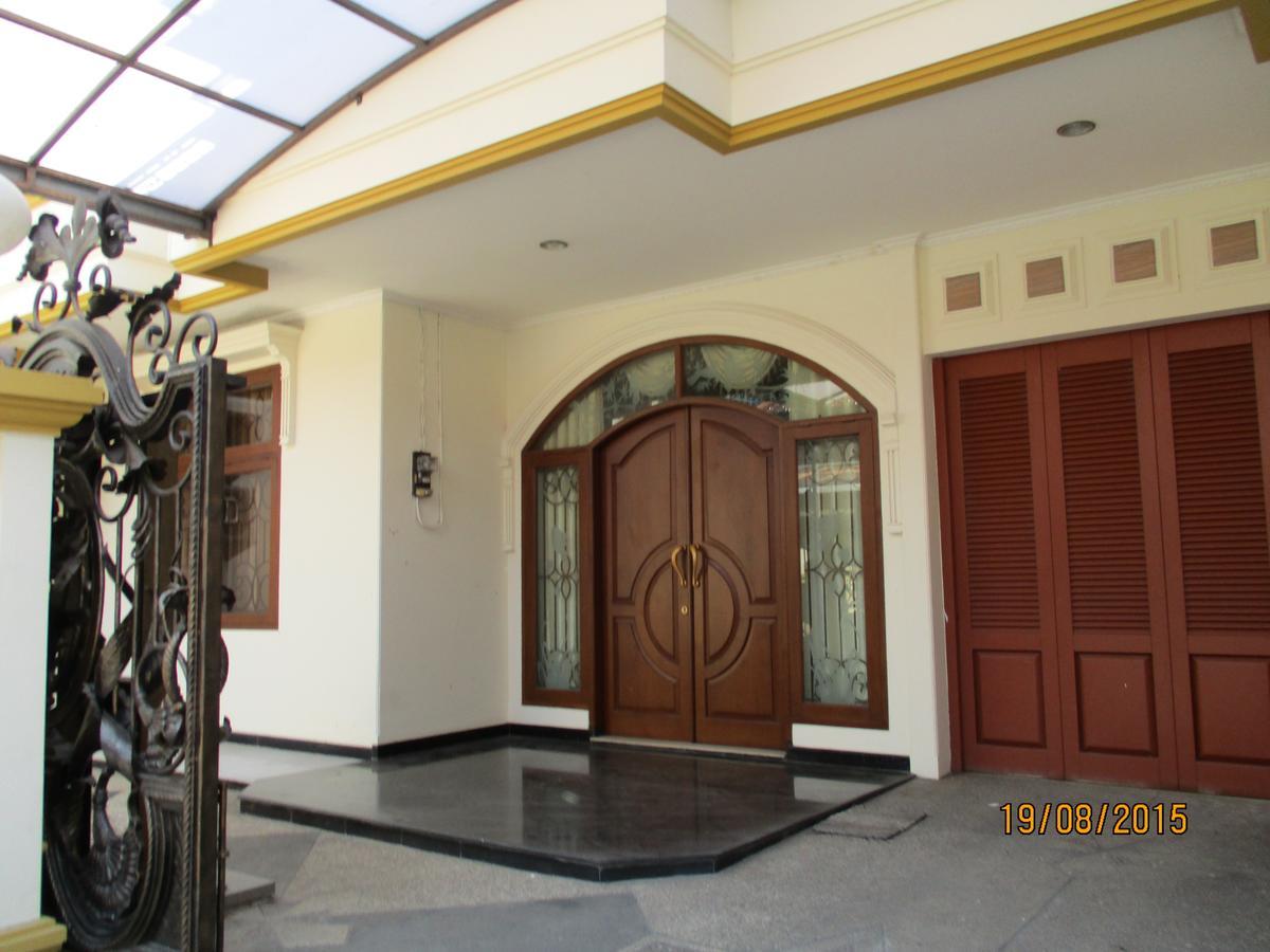 The Backpacker Semarang Hostel Ngoại thất bức ảnh