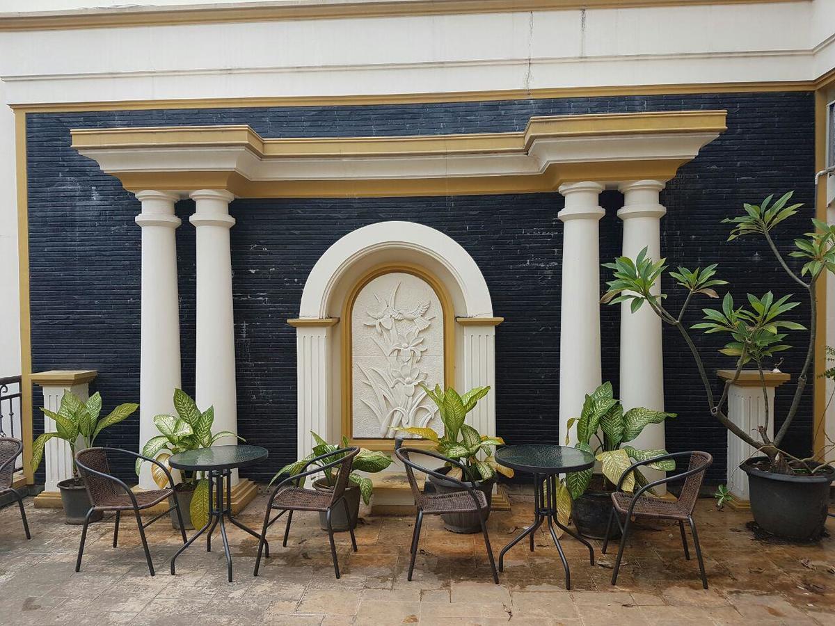 The Backpacker Semarang Hostel Ngoại thất bức ảnh