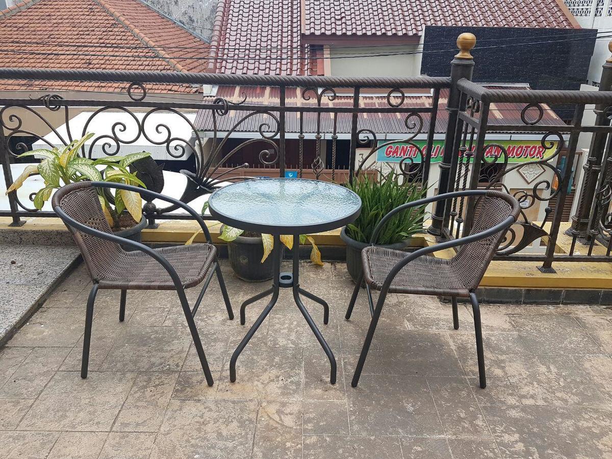The Backpacker Semarang Hostel Ngoại thất bức ảnh